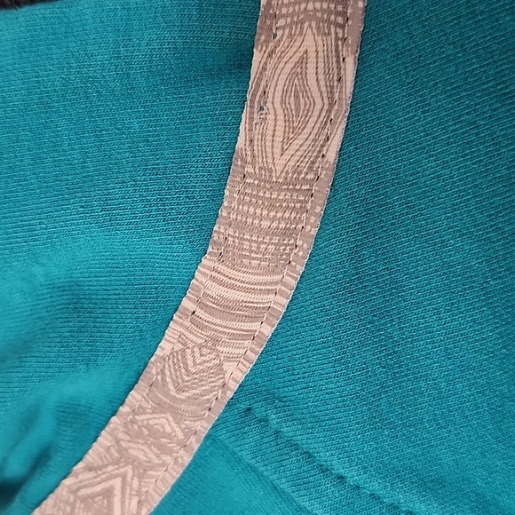 Vintage Lululemon riversable hoodie - Picture 5 of 9